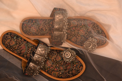 Boho Noir Kolhapuri Chappals